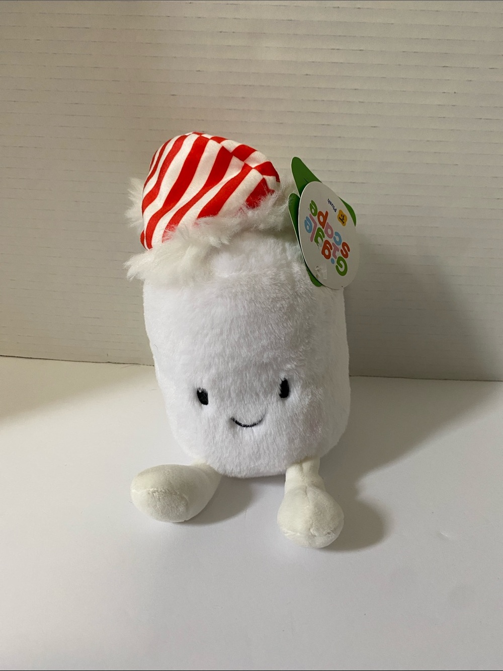 NWT Gigglescape Marshmallow with Hat Plush Christmas